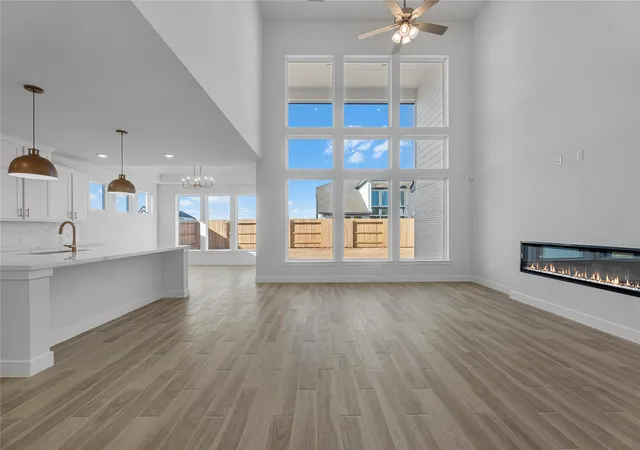 4th image of 2828 Bolton Landing Dr, Texas City, TX 77568 | MLS# 78628640