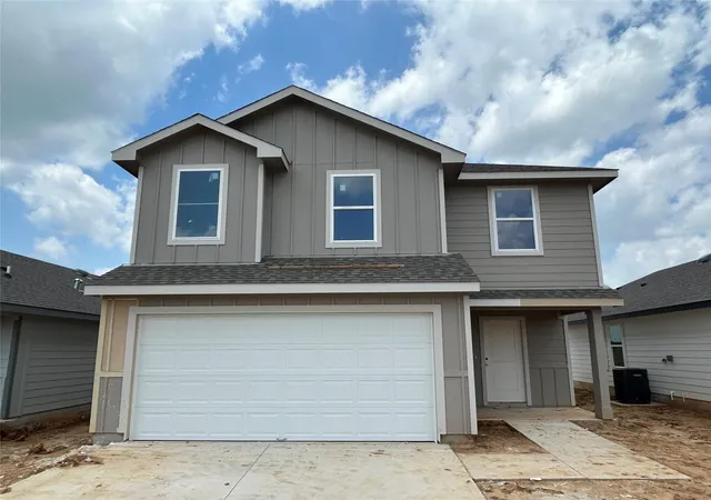 Homes for sale in Rockdale, TX | 121 Mullins Dr, Rockdale, TX 76567 | MLS# 95902447