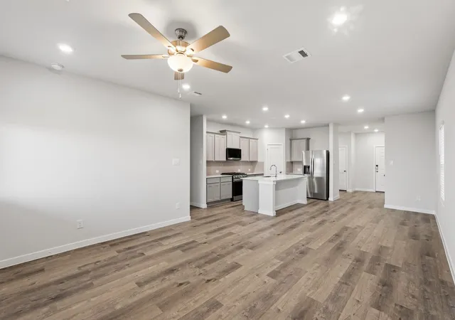 5th image of 29131 Dandelion Sky Dr, Waller, TX 77484 | MLS# 77565338