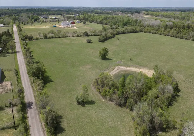 8th image of 2 Dairy Farm Rd, Chappell Hill, TX 77426 | MLS# 23329617