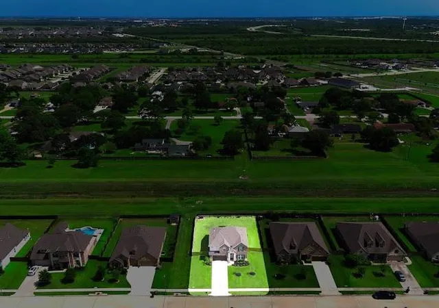 35th image of 11802 Autumn Leaf Dr, Dayton, TX 77535 | MLS# 10433341