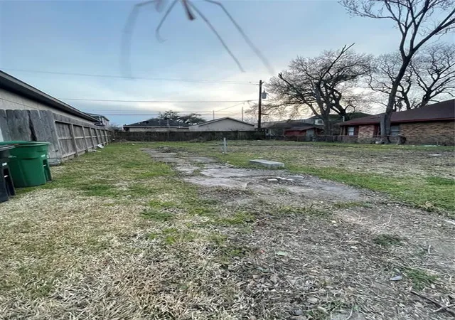 Photo 2 of Land for sale at 2710 Wheeler St, Houston, TX 77004 | MLS# 57009242 | Listing updated on 2025-12-24
