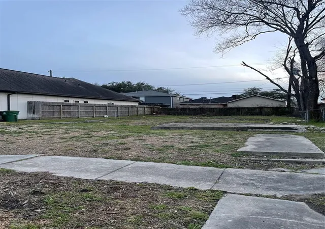 Photo 3 of Land for sale at 2710 Wheeler St, Houston, TX 77004 | MLS# 57009242 | Listing updated on 2025-12-24