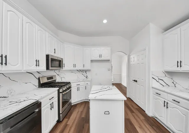 3rd image of 22918 Still Pond Dr, Tomball, TX 77375 | MLS# 93383720