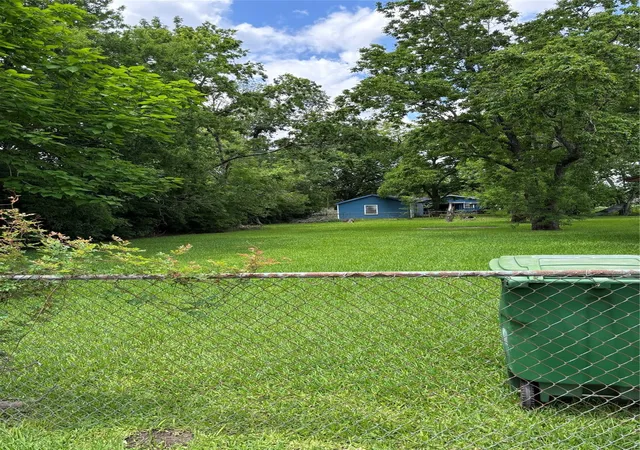 Photo 3 of Land for sale at 4429 Maggie St, Houston, TX 77051 | MLS# 73374473 | Listing updated on 2026-09-16
