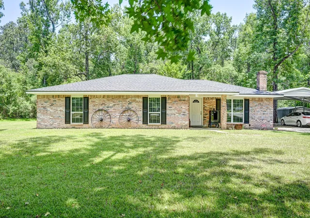 Photo 2 of Single family home for sale at 140 County Rd 2005, Liberty, TX 77575 | MLS# 73614797 | Listing updated on 2026-07-27