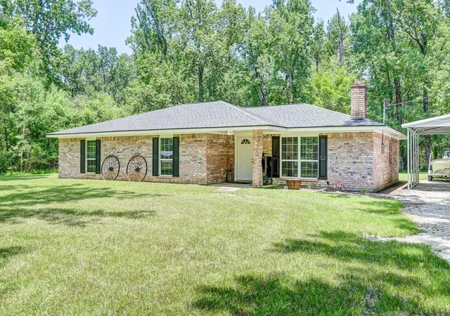 Photo 4 of Single family home for sale at 140 County Rd 2005, Liberty, TX 77575 | MLS# 73614797 | Listing updated on 2026-07-27