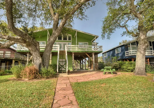 Photo 3 of Single family home for sale at 4641 Rio Dr, Brazoria, TX 77422 | MLS# 29767353 | Listing updated on 2026-08-24