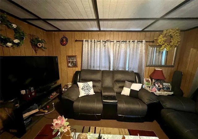 5th image of 206 S Cottonwood St, Crockett, TX 75835 | MLS# 81405716