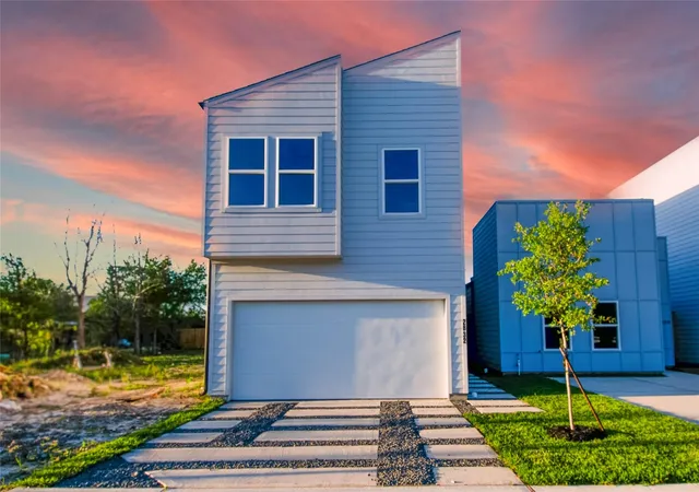 Photo 1 of Single family home for sale at 2832 Mansfield St, Houston, TX 77091 | MLS# 46815244 | Listing updated on 2026-08-03