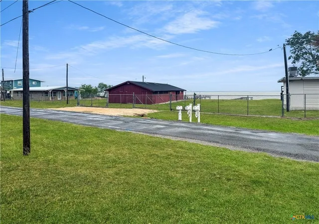 Photo 4 of Sale Pending at 112 N Vivian Stevens St, Port Lavaca, TX 77979 | MLS# 19513145 | Listing updated on 2026-09-13