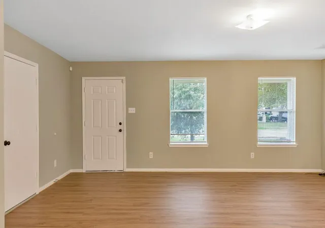 Photo 3 of Sale Pending at 21602 Daylily Hills Dr, Spring, TX 77388 | MLS# 33110392 | Listing updated on 2026-09-15