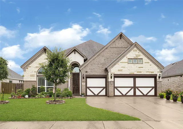 2nd image of 4612 Fisher Dr, Pearland, TX 77584 | MLS# 23431150
