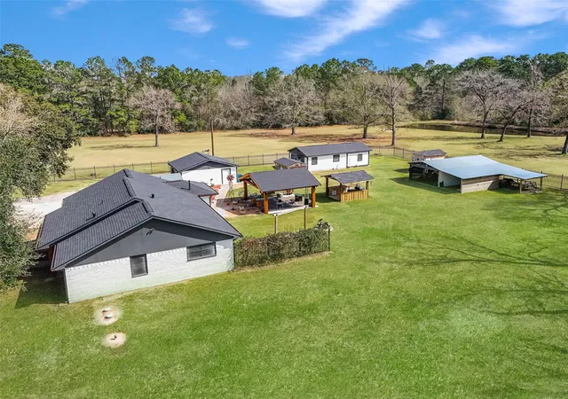 Photo 2 of Single family home for sale at 12998 Rocky Rd, Conroe, TX 77306 | MLS# 53927147 | Listing updated on 2026-04-06