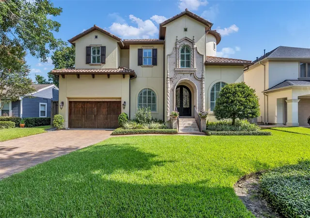 Photo 1 of Sale Pending at 4608 Maple St, Bellaire, TX 77401 | MLS# 37473195 | Listing updated on 2026-08-21