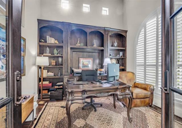Photo 4 of Sale Pending at 4608 Maple St, Bellaire, TX 77401 | MLS# 37473195 | Listing updated on 2026-08-21