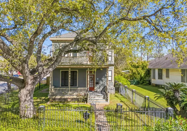 Photo 1 of Single family home for sale at 3828 Bernardo De Galvez Ave, Galveston, TX 77550 | MLS# 79739010 | Listing updated on 2026-06-07