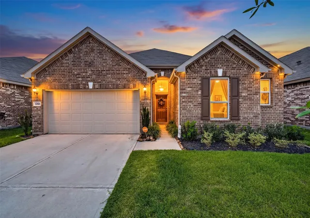 1st image of 12818 Mossy Knoll Dr, Houston, TX 77044 | MLS# 18559547