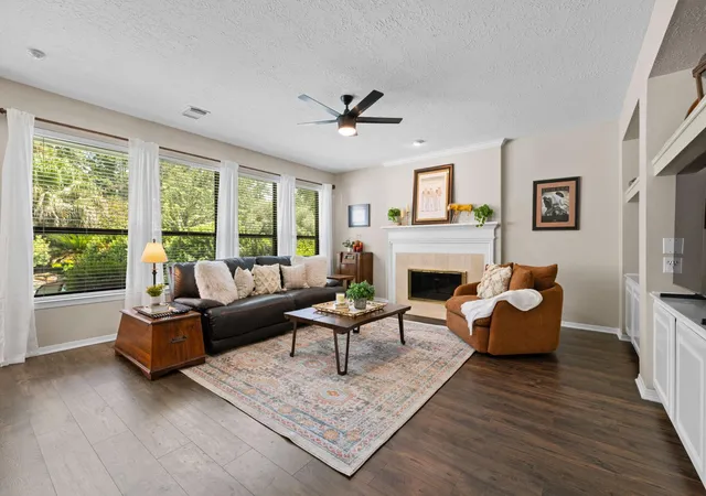 Homes for sale in The Woodlands, TX | 72 W Sandalbranch Cir, The Woodlands, TX 77382 | MLS# 31209782
