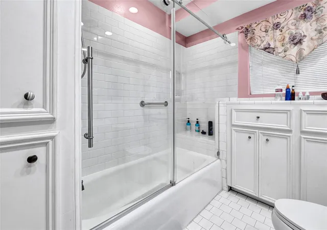 Photo 3 of Single family home for sale at 4831 Knickerbocker St, Houston, TX 77035 | MLS# 10753225 | Listing updated on 2026-08-23