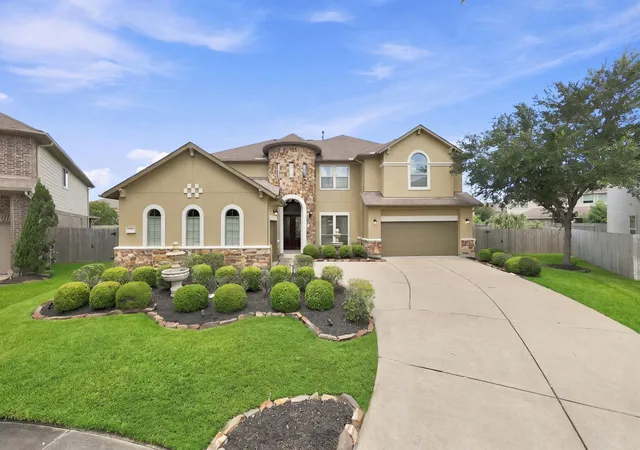 3rd image of 2407 Mallorca Pass, League City, TX 77573 | MLS# 83420305