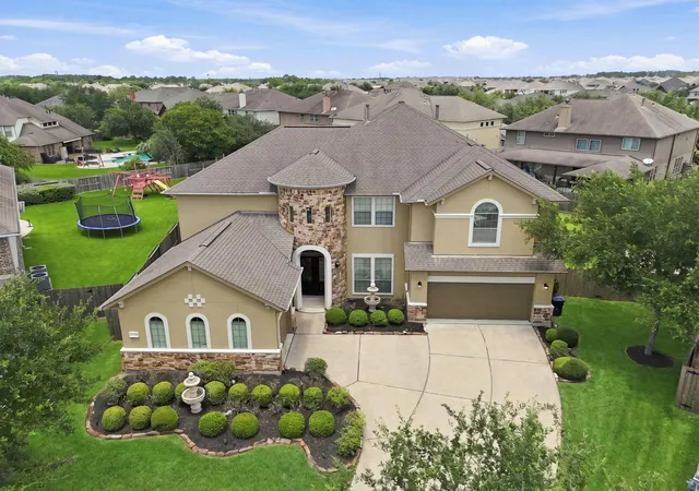 4th image of 2407 Mallorca Pass, League City, TX 77573 | MLS# 83420305