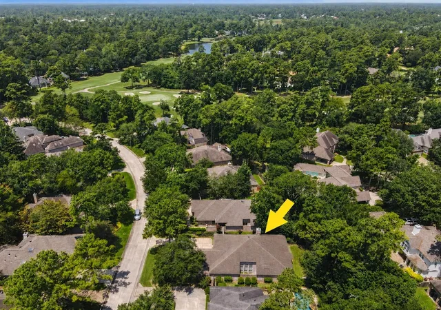 Photo 50 of Sale Pending at 22 N Castlegreen Cir, Spring, TX 77381 | MLS# 20289822 | Listing updated on 2026-09-13
