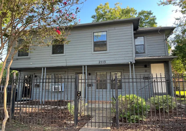 Photo 3 of Multi family home for sale at 2115 Holman St, Houston, TX 77004 | MLS# 62331182 | Listing updated on 2026-07-16