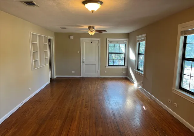 Photo 4 of Multi family home for sale at 2115 Holman St, Houston, TX 77004 | MLS# 62331182 | Listing updated on 2026-07-16