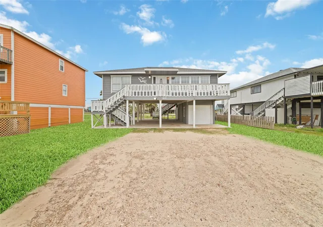Photo 3 of Single family home for sale at 610 Seashell Dr, Freeport, TX 77541 | MLS# 91531969 | Listing updated on 2026-10-02