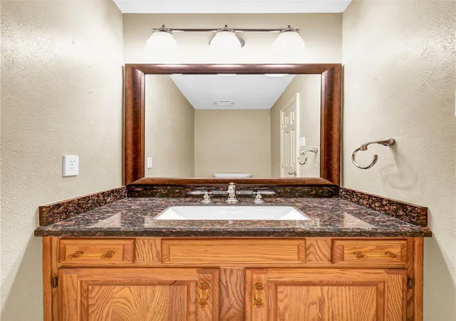 30th image of 244 Plum Cir, Lake Jackson, TX 77566 | MLS# 97882603