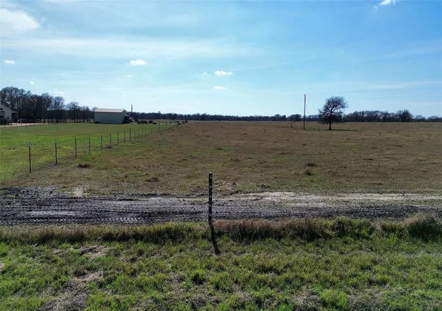 Homes for sale in Giddings, TX | Tbd County Road 117, Giddings, TX 78942 | MLS# 89063666