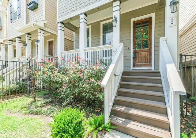 2nd image of 1176 Nelson Falls Ln, Houston, TX 77008 | MLS# 27233276