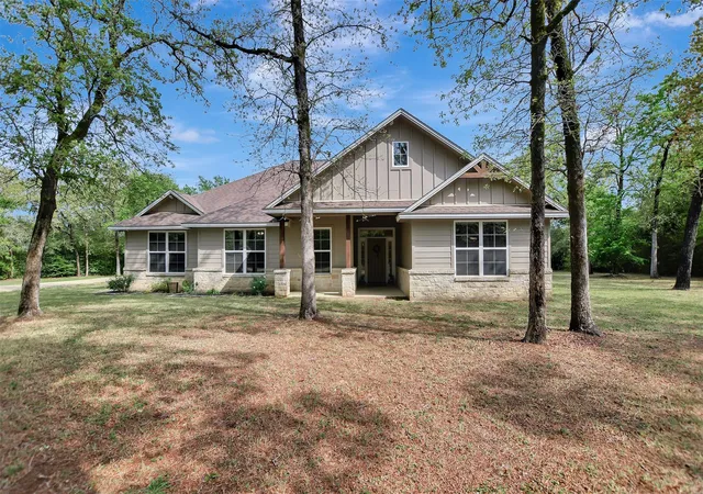 1st image of 1196 Evelyn Ct, Franklin, TX 77856 | MLS# 79408092