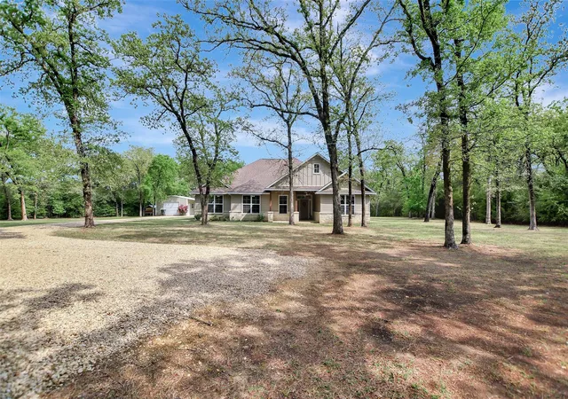 2nd image of 1196 Evelyn Ct, Franklin, TX 77856 | MLS# 79408092