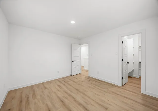 2nd image of 7944 Flds St, Houston, TX 77028