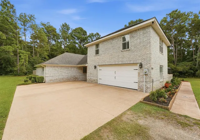 3rd image of 28710 Sapphire Cir, Magnolia, TX 77355 | MLS# 62757684