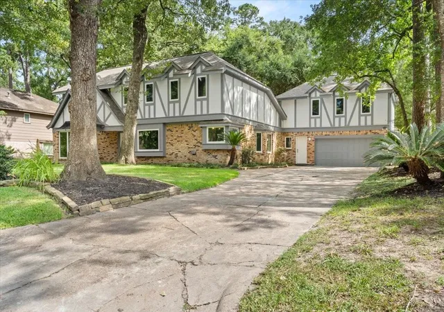 Photo 2 of Single family home for sale at 2106 Thousand Pines Dr, Kingwood, TX 77339 | MLS# 96275124 | Listing updated on 2026-09-19