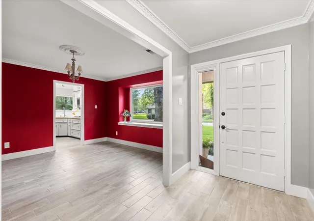Photo 3 of Single family home for sale at 2106 Thousand Pines Dr, Kingwood, TX 77339 | MLS# 96275124 | Listing updated on 2026-09-19
