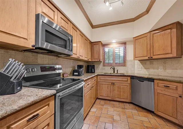 5th image of 5901 Woodway Pl Ct, Houston, TX 77057 | MLS# 55595748