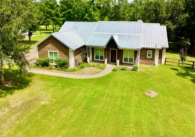 2nd image of 453 Southcreek Park, Livingston, TX 77351 | MLS# 27211844
