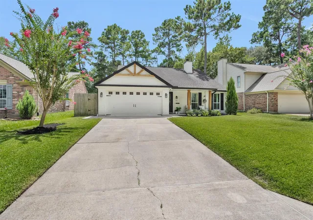 Photo 2 of Sale Pending at 55 S Stony Brg Cir, Spring, TX 77381 | MLS# 22989331 | Listing updated on 2026-08-30