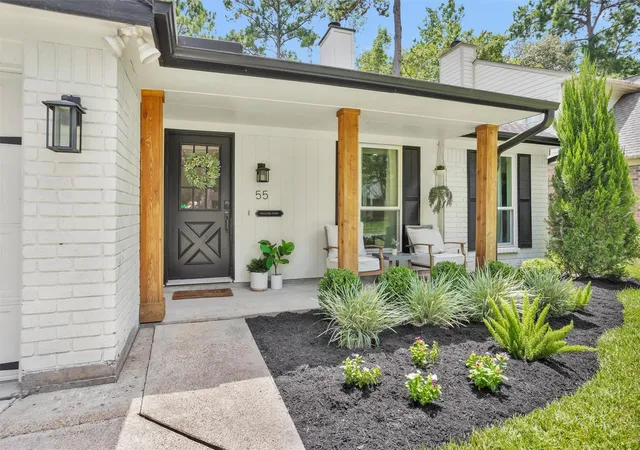 Photo 3 of Sale Pending at 55 S Stony Brg Cir, Spring, TX 77381 | MLS# 22989331 | Listing updated on 2026-08-30