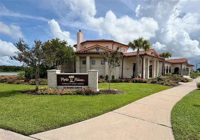 Photo 22 of Sale Pending at 41 Desert Spring Ln, Manvel, TX 77578 | MLS# 11899686 | Listing updated on 2026-08-31