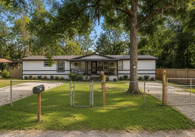 1st image of 110 Robin St, Shepherd, TX 77371 | MLS# 95259713