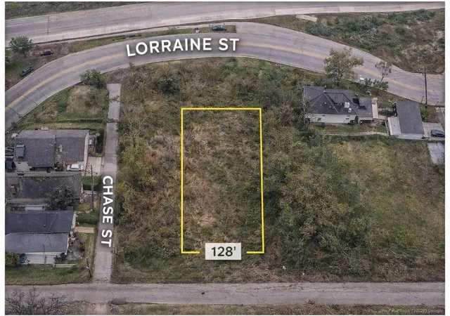 Photo 4 of Sale Pending at 1814 Chase St, Houston, TX 77026 | MLS# 62609809 | Listing updated on 2026-09-01
