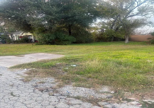 Photo 3 of Land for sale at 2220 Gladys St, Beaumont, TX 77701 | MLS# 63191407 | Listing updated on 2026-06-30