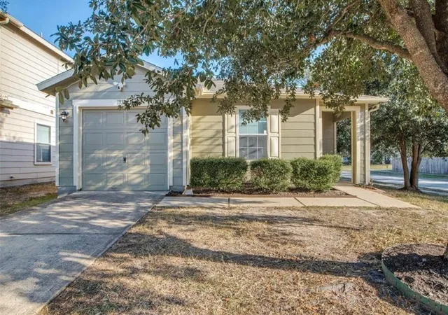 Photo 2 of Single family home for sale at 19346 Bold River Rd, Tomball, TX 77375 | MLS# 73655746 | Listing updated on 2026-06-29