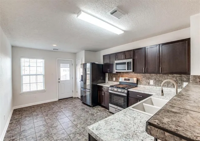 Photo 3 of Single family home for sale at 19346 Bold River Rd, Tomball, TX 77375 | MLS# 73655746 | Listing updated on 2026-06-29