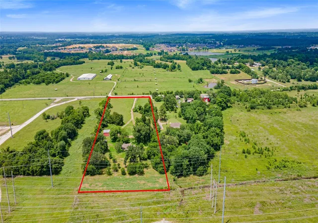 3rd image of 10973 Longstreet Rd, Willis, TX 77318 | MLS# 42311743